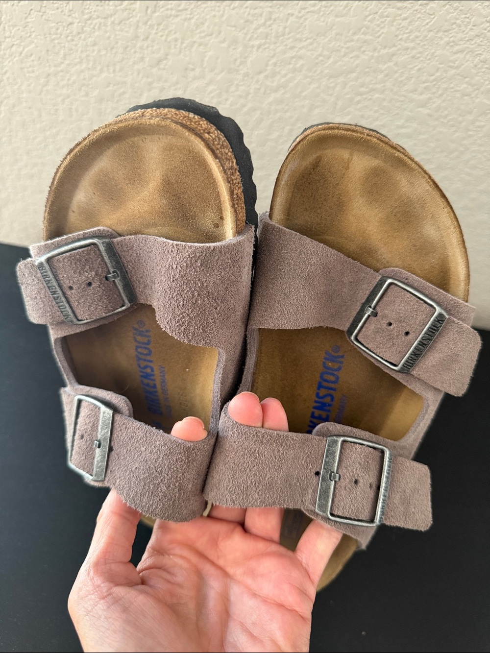 Birkenstock Women’s 39 Suede Fig color - Picture 2 of 6
